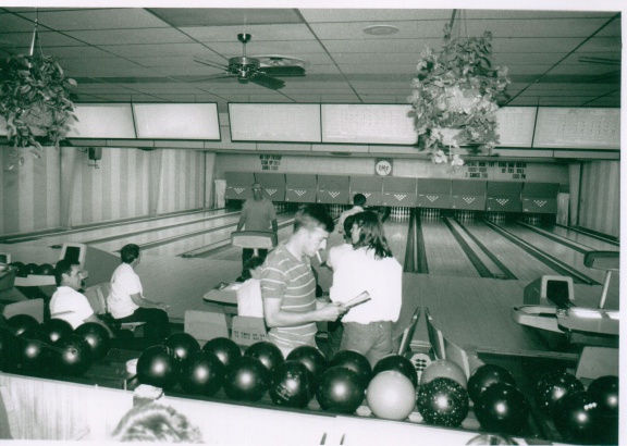 1986BowlingAlley1