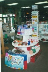 2000-07-Store-007