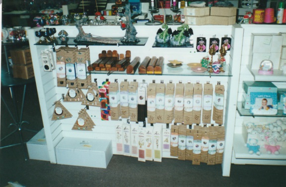 2000-07-Store-009