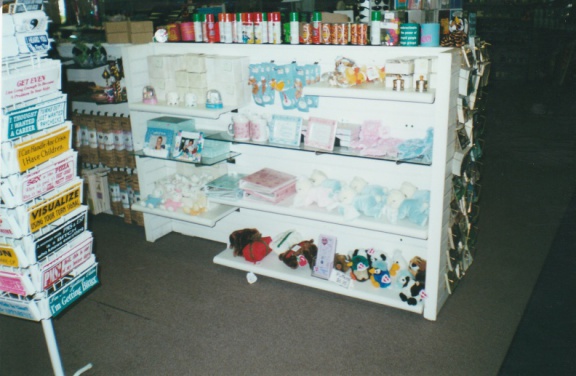2000-07-Store-012
