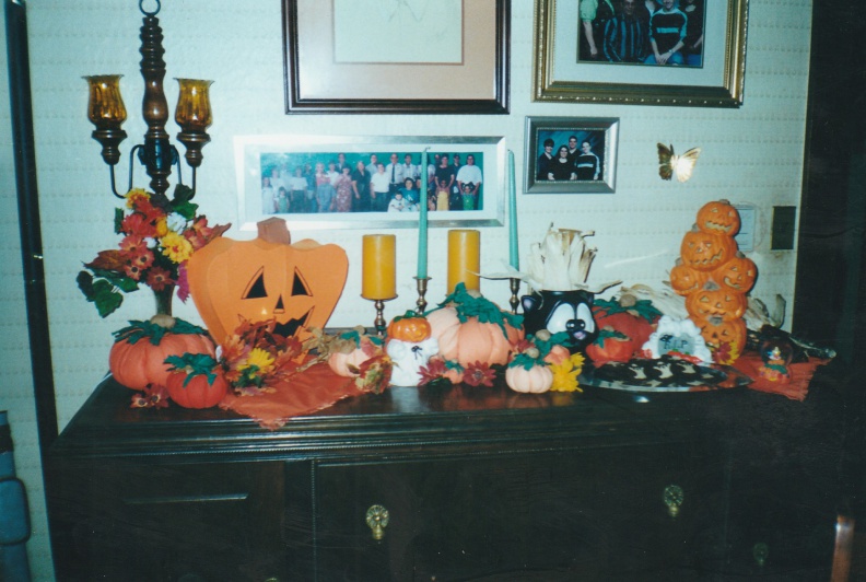 2000-10-Halloween-005.jpg